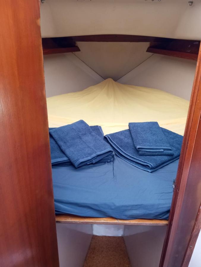 Lisbon Cosy Boat Hotel Kültér fotó